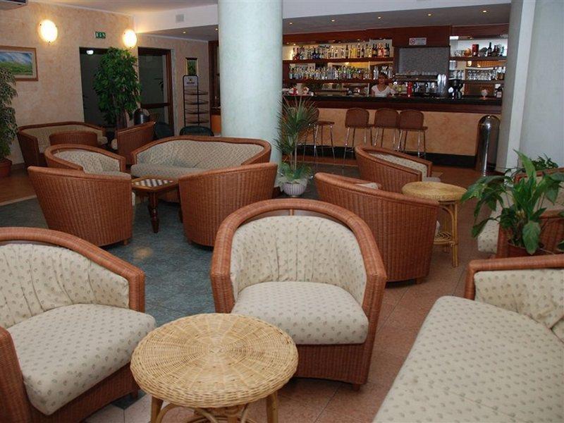 Nyce Club Sport Village Badesi Buitenkant foto