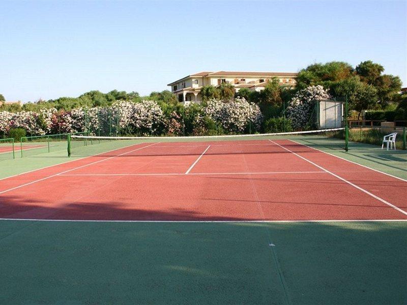 Nyce Club Sport Village Badesi Buitenkant foto